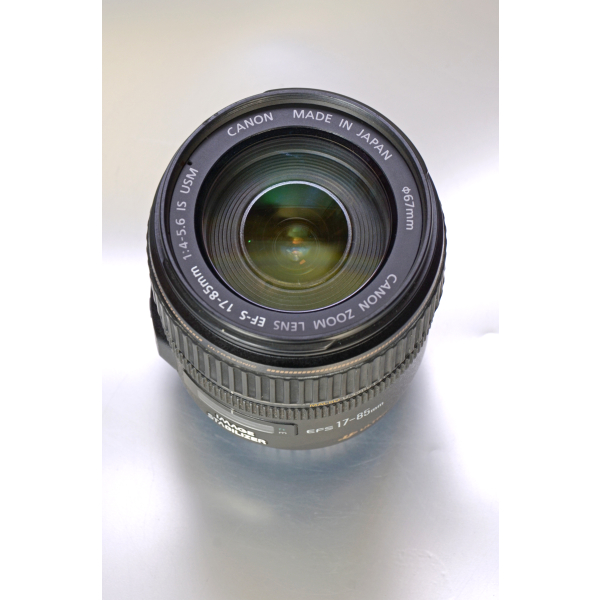 Canon EF-S 17-85mm f/4-5.6 IS USM 06