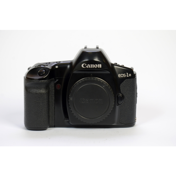 Canon EOS 1N váz 04