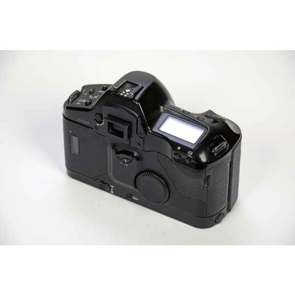 Canon EOS 1N váz 05