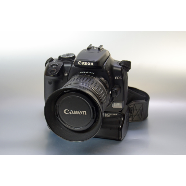 Canon EOS 400D + EF-S 18-55mm + BG-E3 03