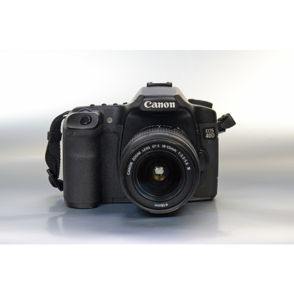 Canon EOS 40D + EF-S 18-55 04