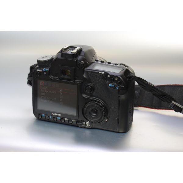 Canon EOS 40D + EF-S 18-55 06