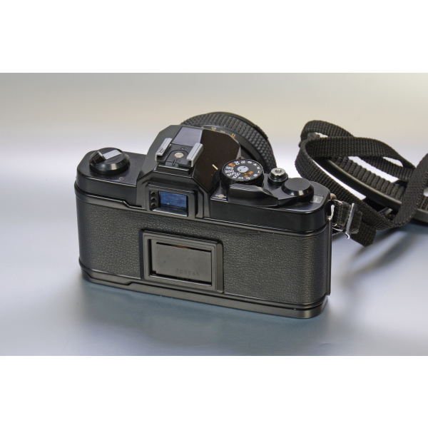 Chinon CS-4 + Chinon 55mm f/1.7 05