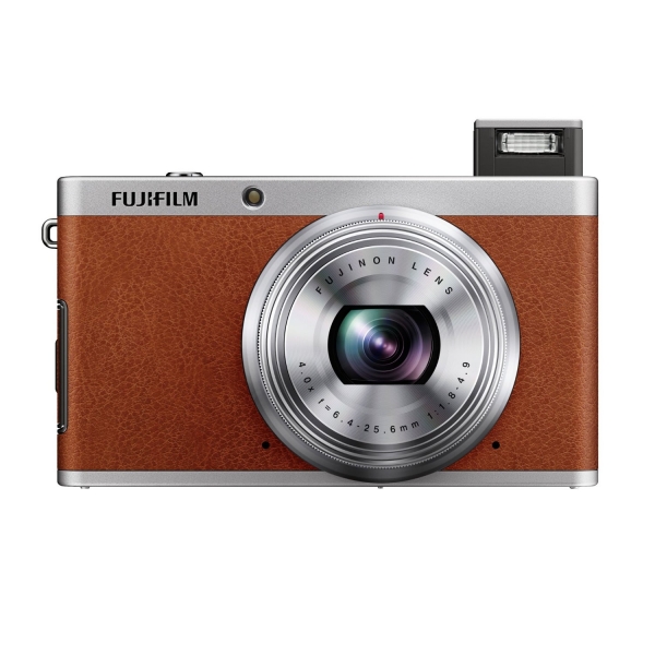 Fujifilm FinePix X-F1 digitális fényképezőgép 04