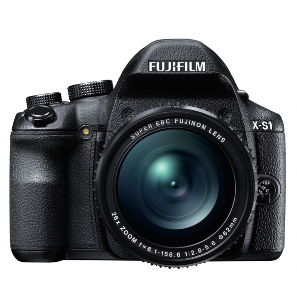 Fujifilm FinePix X-S1 digitális fényképezőgép + fényképezőgép tok 03