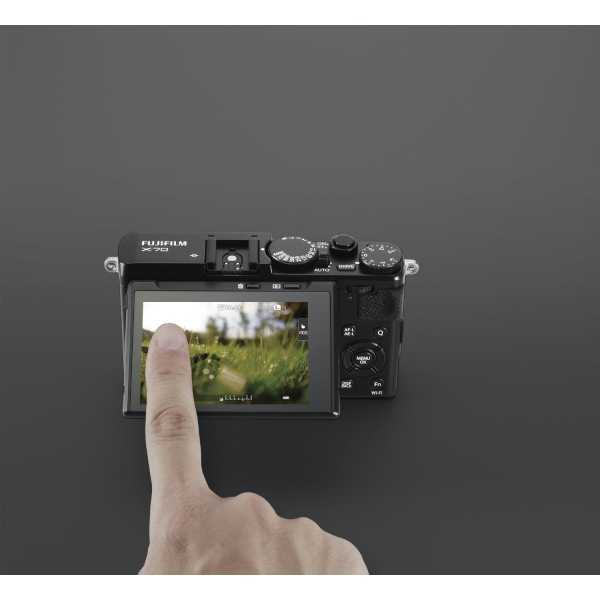 Fujifilm FinePix X70  fix objektíves digitális fényképezőgép 09
