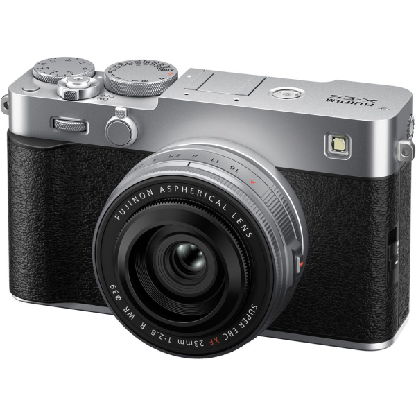 Fujifilm X-E5 digitális fényképezőgép váz + Fujinon XF 23mm f/2.8 objektív (ezüst) 03
