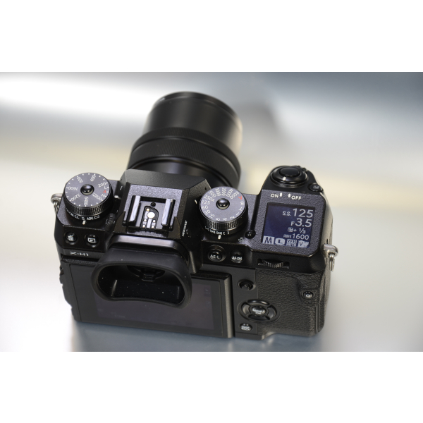 Fujifilm X-H1 + XC 15-45mm f/3.5-5.6 OIS PZ + vaku használt 08