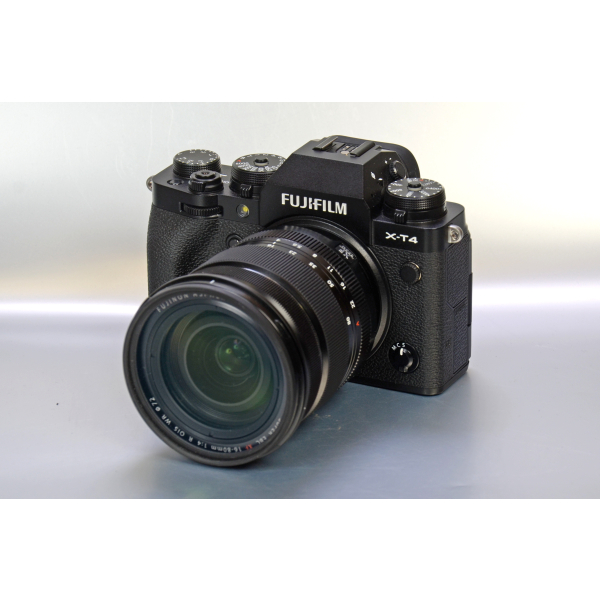 Fujifilm X-T4 digitális fényképezőgép + XF 16-80mm F4 R OIS WR használt 03