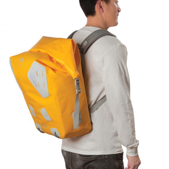 Lowepro DryZone Backpack 40L vízhatlan hátizsák 07