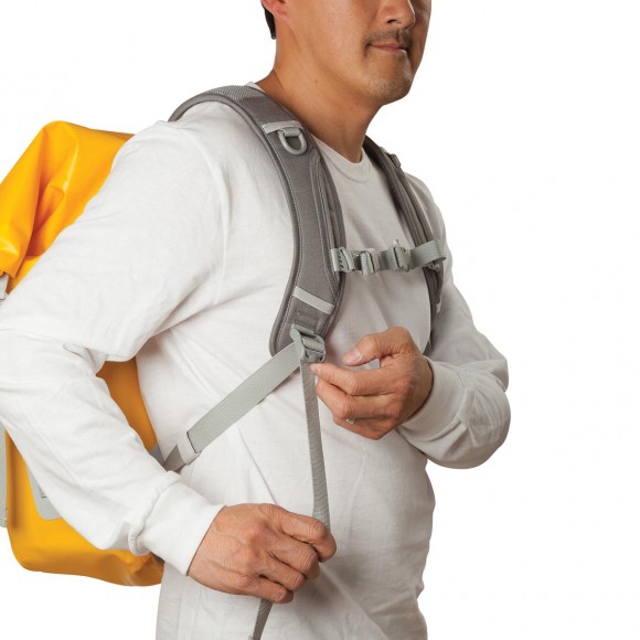 Lowepro DryZone Backpack 40L vízhatlan hátizsák 08