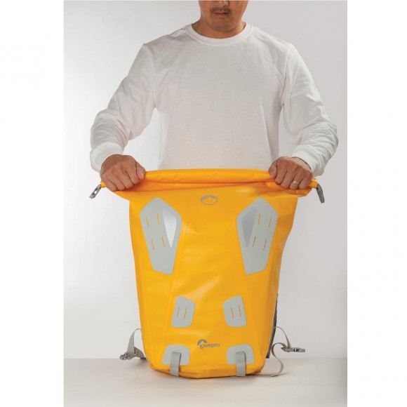 Lowepro DryZone Backpack 40L vízhatlan hátizsák 09