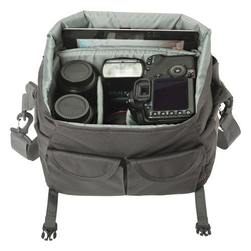 Lowepro Nova Sport 17L AW válltáska 05