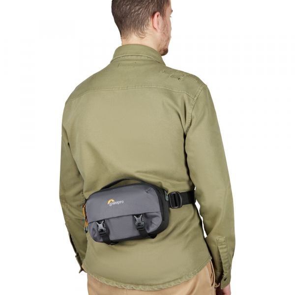 Lowepro Trekker Lite HP 100 sling táska (Green Line) 10