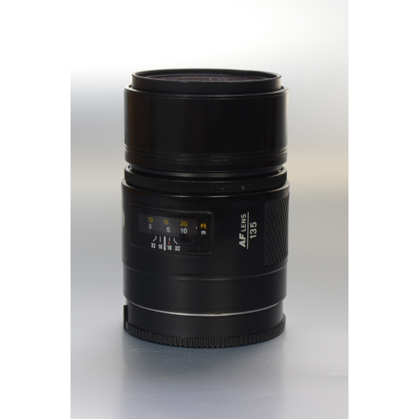 Minolta AF 135mm f/2.8 03