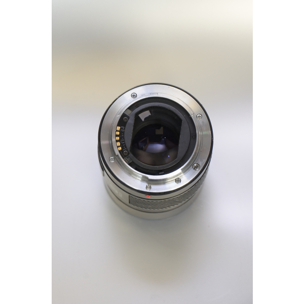 Minolta AF 135mm f/2.8 05