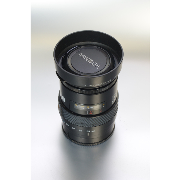 Minolta AF Zoom 35-105mm f/3.5-4.5 04