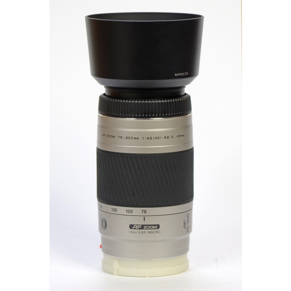 Minolta AF Zoom 75-300mm f/4.5-5.6 03