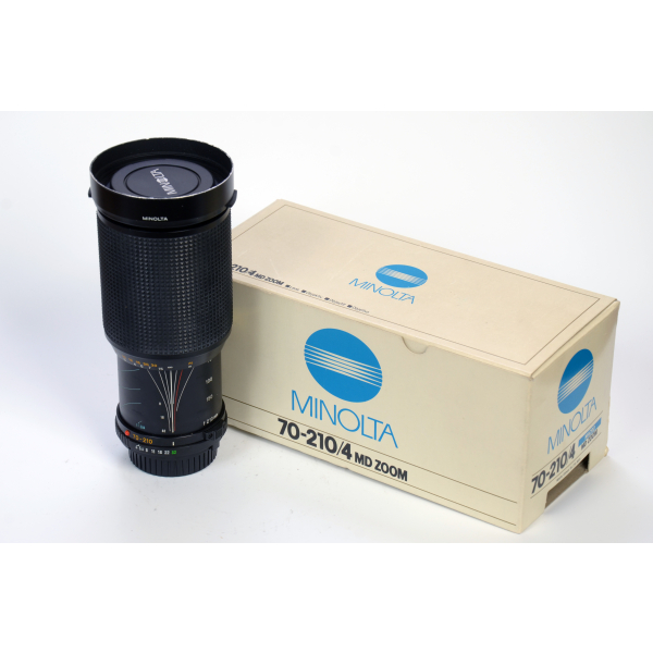 Minolta MD Zoom 70-210mm F4 03