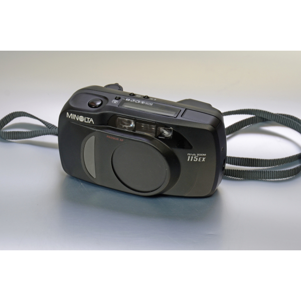Minolta Riva Zoom 115EX 05