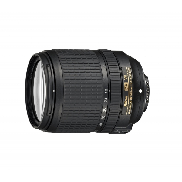 Nikon AF-S DX NIKKOR 18–140mm f/3.5–5.6G ED VR objektív 03