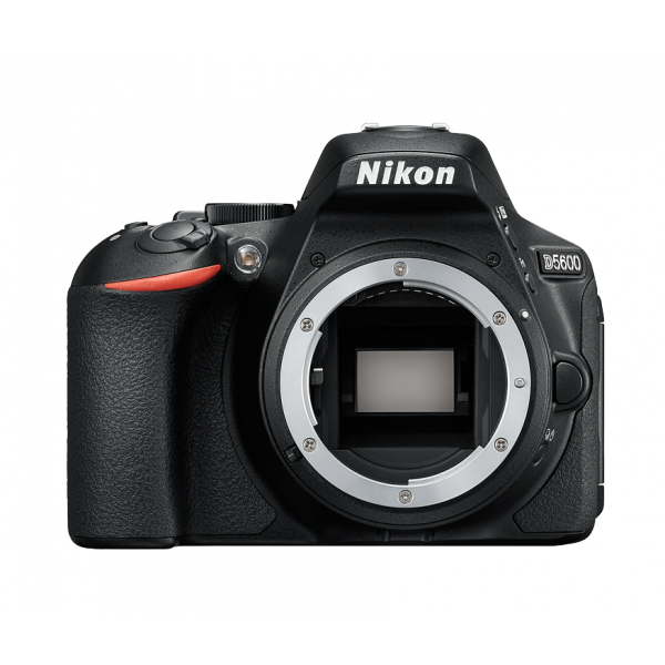 Nikon D5600 digitális fényképezőgép (3év) + AF-S DX NIKKOR 18-105mm f/3.5-5.6G ED VR objektív 04