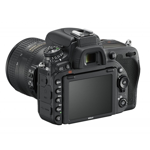 Nikon D750 digitális fényképezőgép (3év) + AF-S NIKKOR 24-85mm-es (1év) objektív 09