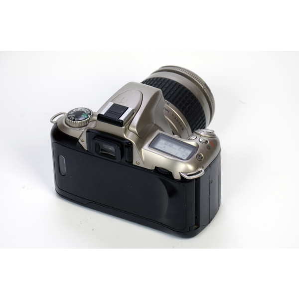 Nikon F55 használt fényképezőgép 05