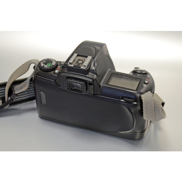 Nikon F65 fényképezőgép váz 04