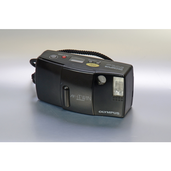 Olympus AF-1 Twin Quartz Date 04