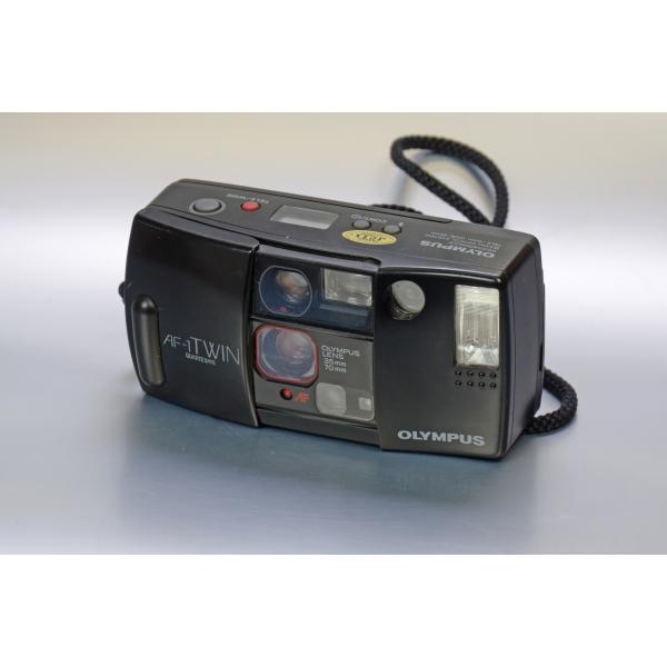 Olympus AF-1 Twin Quartz Date 03