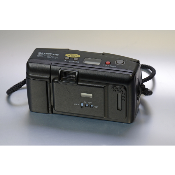 Olympus AF-1 Twin Quartz Date 06