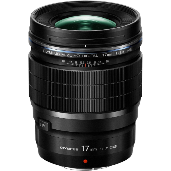 Olympus M.Zuiko Digital ED 17mm f/1.2 PRO objektív 03