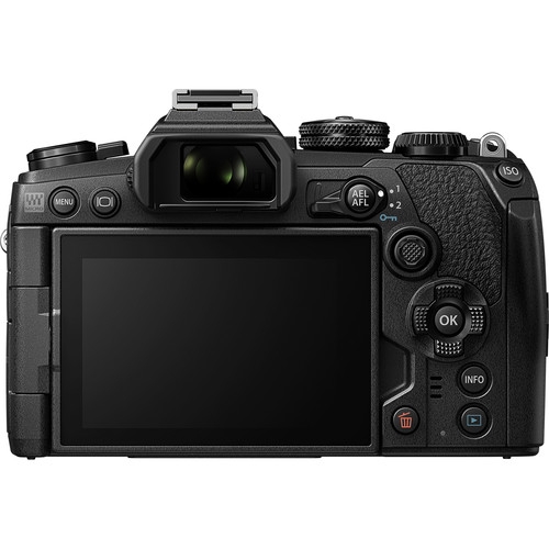 Olympus OM-D E-M1 Mark III digitális fényképezőgép 1240 KIT, ED 12‑40mm 1:2.8 PRO objektívvel 04