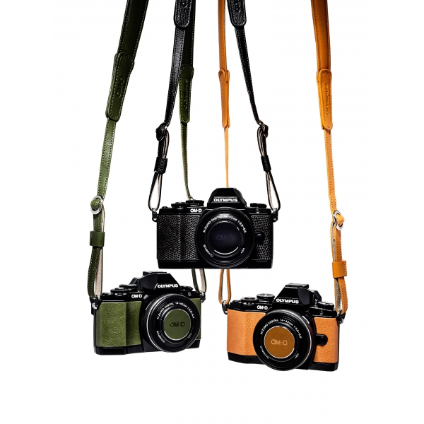 Olympus OM-D E-M10 digitális fényképezőgép Limited Edition Kit, E-M10 váz és 14-42mm EZ objektívvel 12