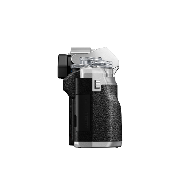 Olympus OM-D E-M10 Mark IV digitális fényképezőgép váz + M. Zuiko Digital 14-42mm EZ 1:3.5-5.6 + M.Zuiko Digital ED 40‑150mm F4‑5.6 R objektívekkel 17
