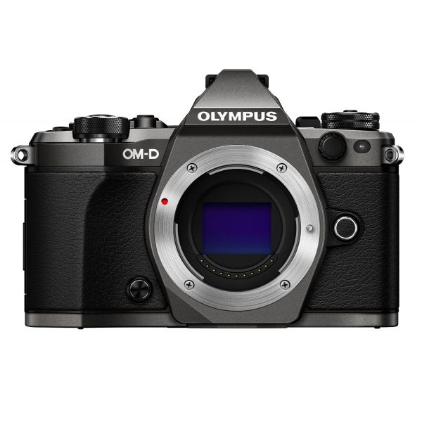 Olympus OM-D E-M5 Mark II Limited Edition Titánium digitális fényképezőgép váz 03