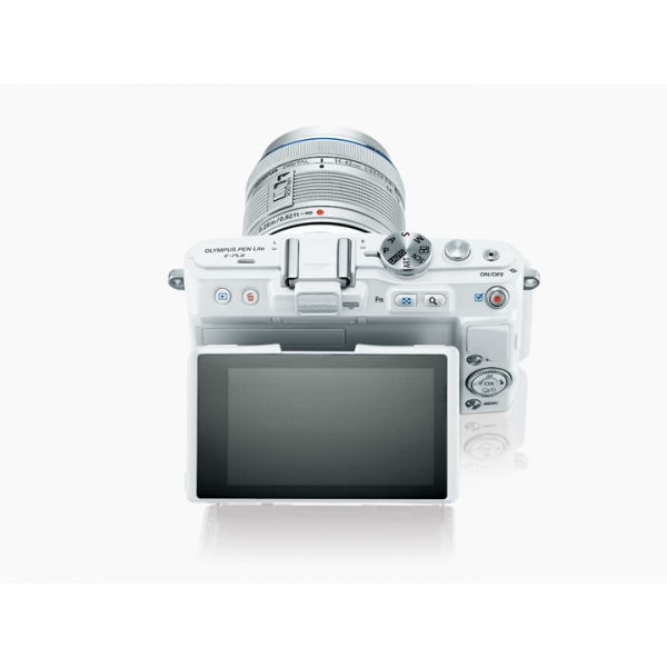 Olympus Pen E-PL6 digitális fényképezőgép 1442 kit, E-PL6 váz és 14‑42mm II R objektívvel 15