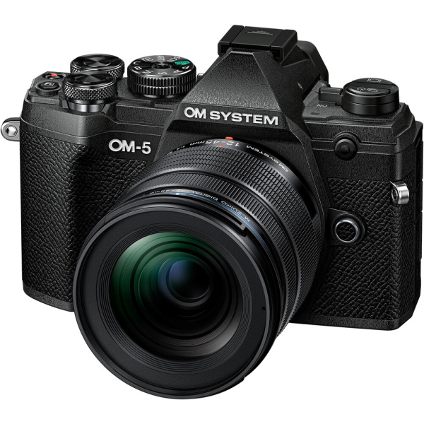 OM System OM-5 + M.Zuiko Digital ED 12-45mm f/4 PRO objektív - fekete 03