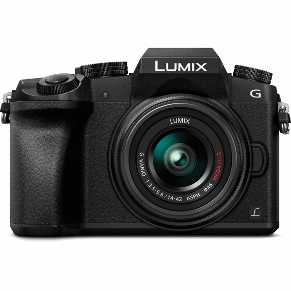 Panasonic DMC-G7 digitális fényképezőgép kit,  14-42mm és 45-150mm objektívekkel 09