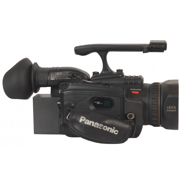 Panasonic DVC 32 videókamera 04