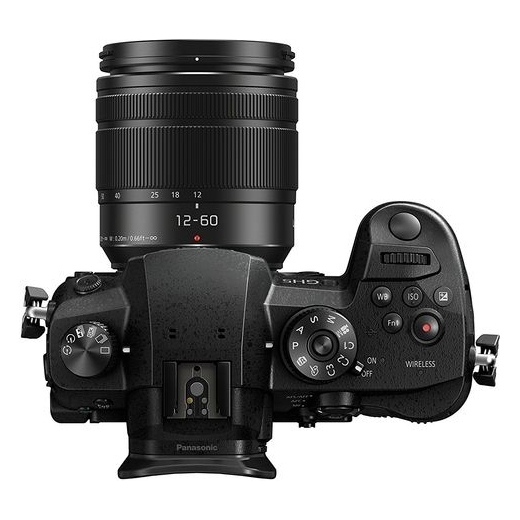 Panasonic LUMIX DC-GH5 digitális fényképezőgép kit, LUMIX G 12-60mm POWER O.I.S. objektívvel 07