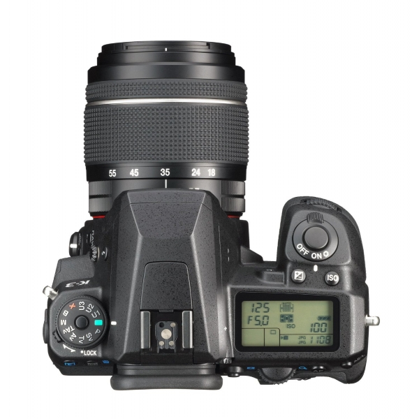 Pentax K-3 digitális fényképezőgép kit, smc DA 18-135 mm WR objektívvel 07