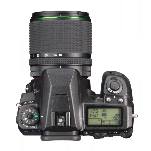 Pentax K-3 digitális fényképezőgép kit, smc DA 18-135 mm WR objektívvel 10