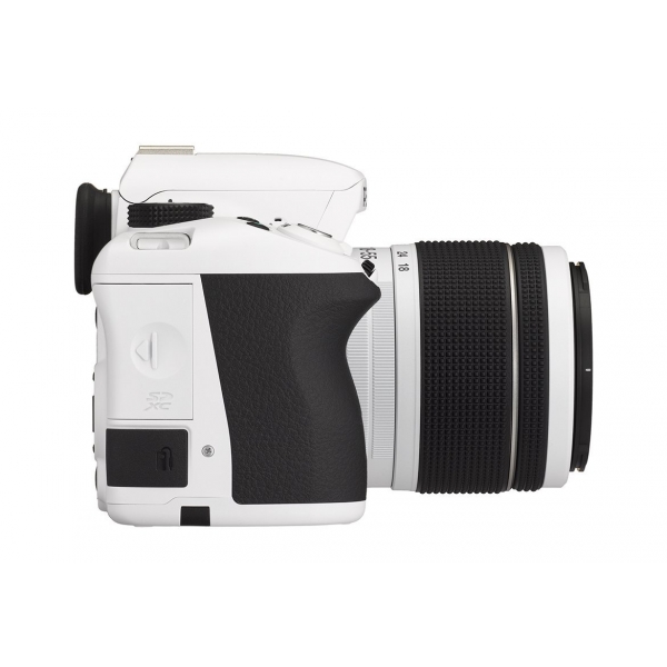 Pentax K-50 digitális fényképezőgép kit, smc DA-L 18-55 mm AL WR objektívvel 07