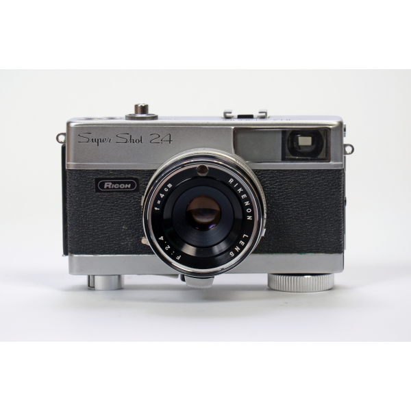 Ricoh Super Shot 2.4 Dia-Focus 04
