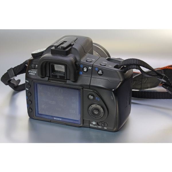 Sony a200 + 18-55 mm 05