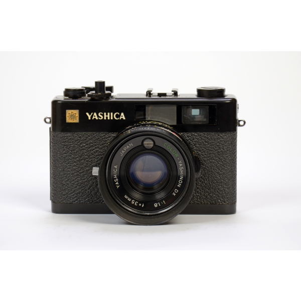 Yashica Electro 35 CC 04