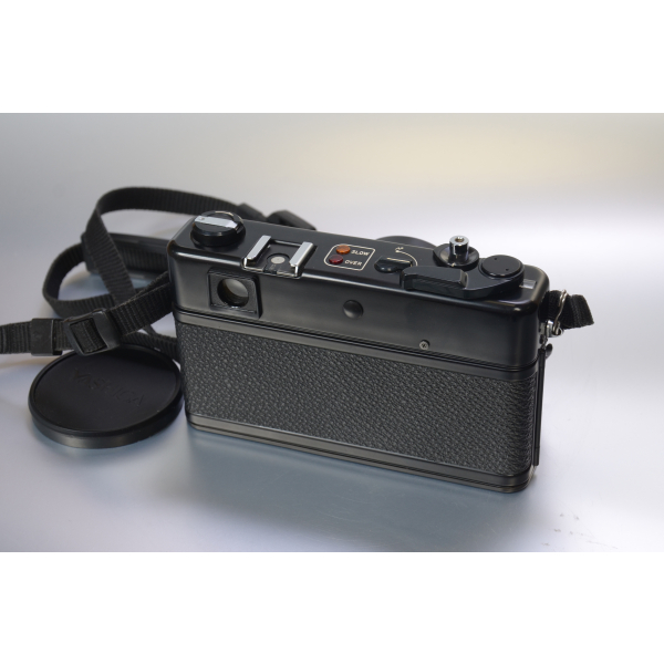 Yashica MG-1 + tok 05