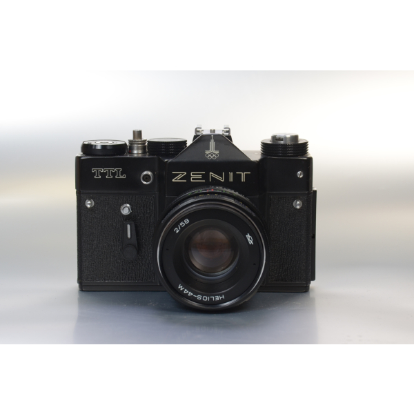 Zenit TTL + Helios 44M + tok 06